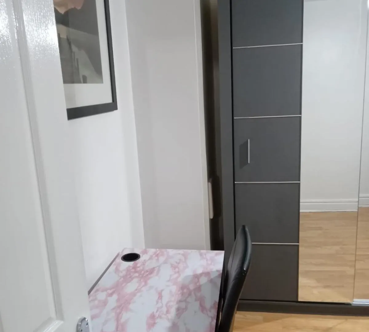 Homestay Exclusive Double Bedroom In A Gorgeous Shared Flat With Top Access Plumstead  United Kingdom