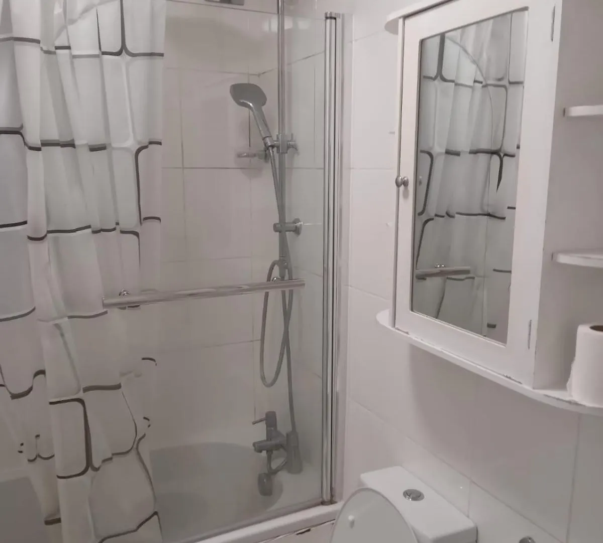 Exclusive Double Bedroom In A Gorgeous Shared Flat With Top Access Plumstead